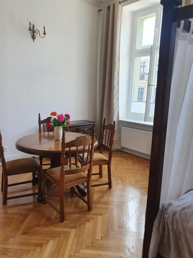 Prestige Aparthotel Piotrkowska 82 - Wyjatkowy Widok Na Deptak Łódź Exterior foto