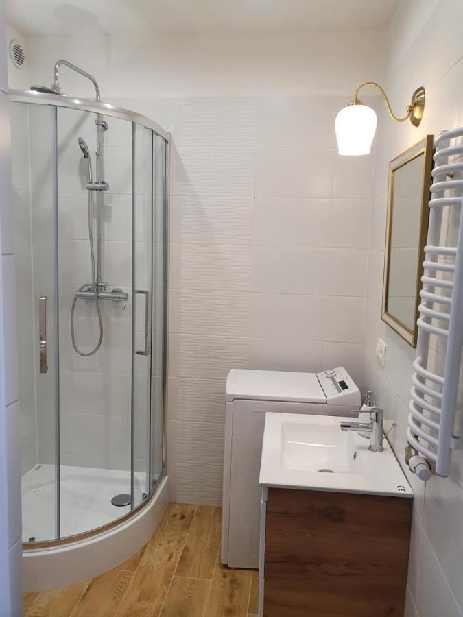 Prestige Aparthotel Piotrkowska 82 - Wyjatkowy Widok Na Deptak Łódź Exterior foto