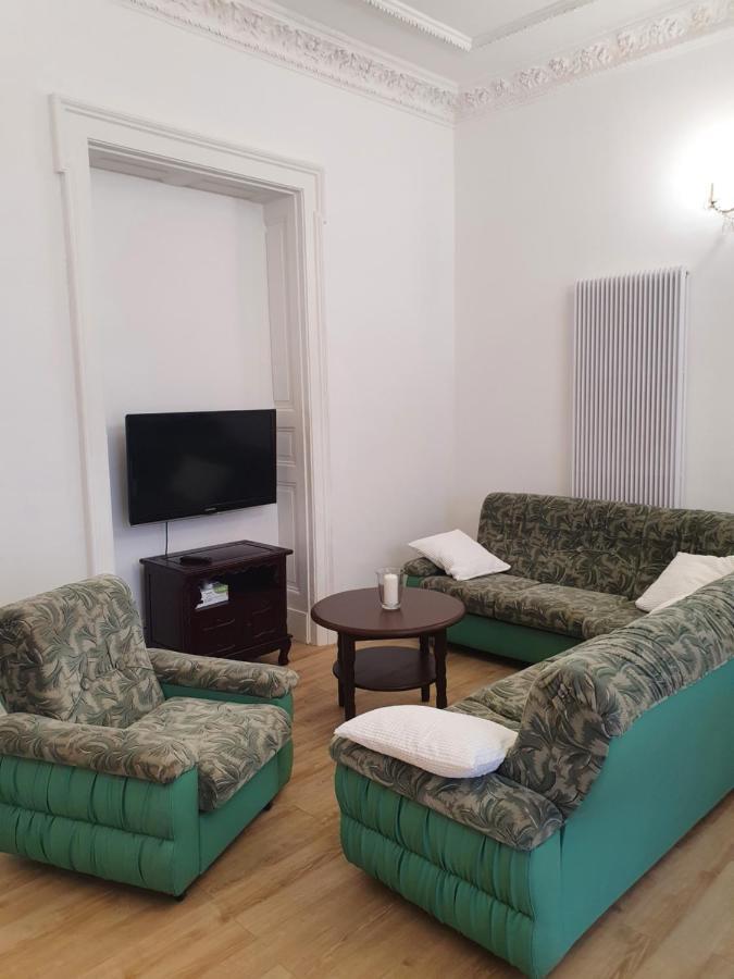 Prestige Aparthotel Piotrkowska 82 - Wyjatkowy Widok Na Deptak Łódź Exterior foto